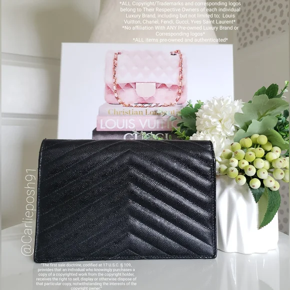 **SOLD** Authentic Pre-owned Yves Saint Laurent Envelope Cassandre - Picture 3 of 16